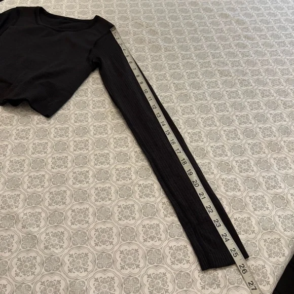 Lululemon Ebb to Street Long Sleeve Black Size 4 - Picture 16 of 16